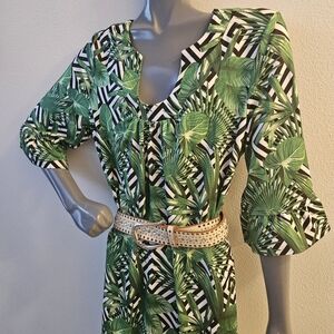 Top it off Travel Dress Sz L